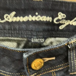 American Eagle Outfitters Flare Blue Denim Jeans thumbnail 2