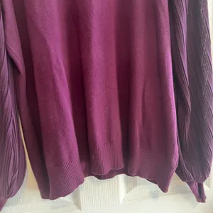 Plum Purple‎ Sweater with Pleated Bishop Sleeves Ruffle Mock Neck Size Medium thumbnail 5