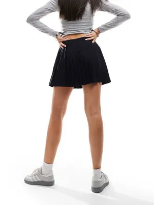Abercrombie & Fitch Pleated Wrap Skort Medium thumbnail 3
