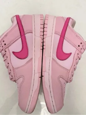 Nike Dunk Low Sneakers shoes Triple Pink GS Youth Size 5.5Y Women 7 DH9765-600 thumbnail 2