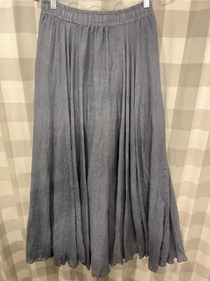 Flowing Gray Maxi Skirt with Elastic Waist thumbnail 2