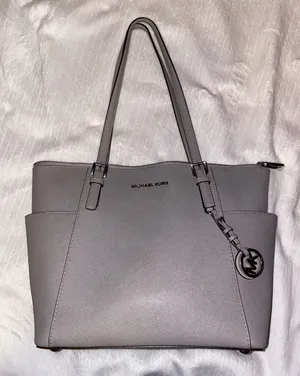 Michael Kors Purses thumbnail 1