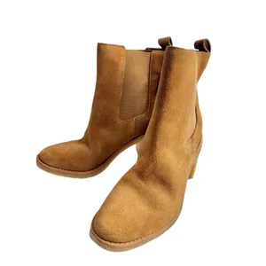 Lauren Ralph Lauren Marianna Tan Suede Chelsea Ankle Boots Block Heel Size 5.5B thumbnail 4