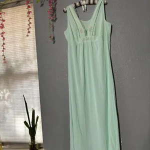Vintage JCPenney full-length nightgown thumbnail 2