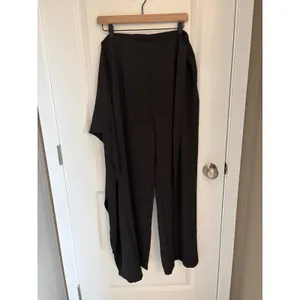 Halara Black High Waisted Side Tie Wrap 2-in-1 Maxi Skirt Wide Leg Pants Size S thumbnail 2