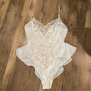 NWT Vintage 90’s Victorias Secret Bodysuit thumbnail 1