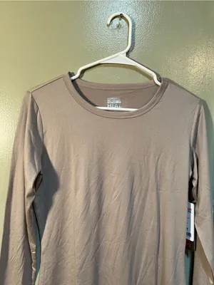 32 Degrees Heat Women’s Size Medium Long Sleeve T-Shirt Heather Sandstone Beige thumbnail 4