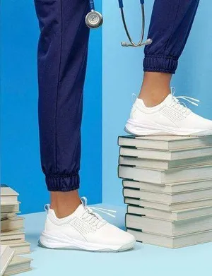 NEW Clove White Classic Nurse Shoes Size 6.5 Sneakers thumbnail 1
