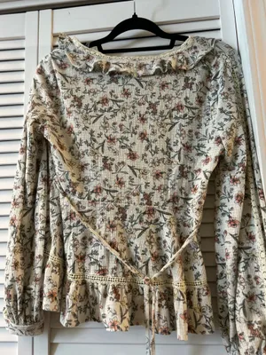 American Rag Women’s long sleeve shirt thumbnail 3