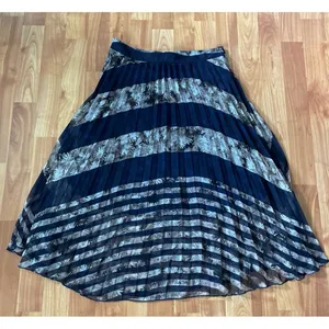 ASTR Nordstrom floral midi pleated skirt‎ thumbnail 3