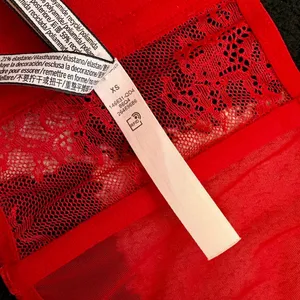 VS Dream Angels Red Lace Bustier XS thumbnail 5