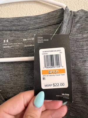 NWT Under Armour Gray Heather V-Neck Performance Tee thumbnail 2