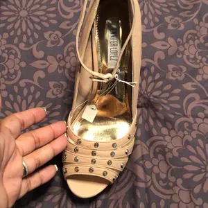 Jennifer Lopez Like new size 8.5 nude platform heels thumbnail 3