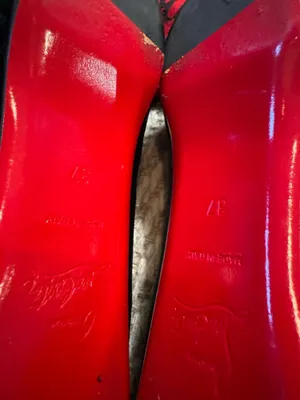 Christian Louboutin Green Velvet Pointed Toe Flats | Size 37 thumbnail 3
