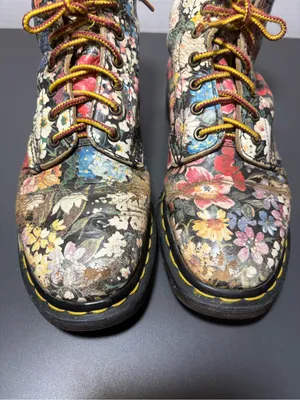 DR. MARTENS 1460 Vintage 90s Floral Boots thumbnail 4