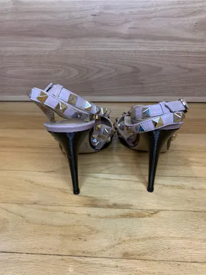 Valentino Garavani Rockstud 100 Two-Tone Patent Leather Pumps - Size 38 thumbnail 4