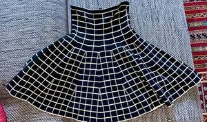 Anthropologie Lapis Short Reversible Black And Beige Skirt, Sz M thumbnail 3
