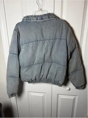 April Kiss Denim Puffer Jacket Size M Blue NWT thumbnail 2