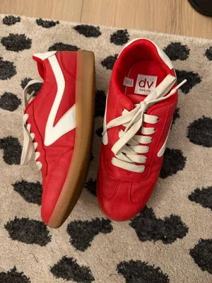 Dolce Vita Sneakers thumbnail 2