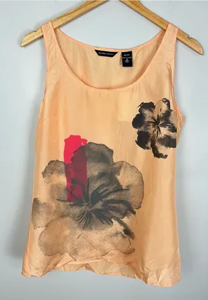 Y2K 100% Silk New York & Company Peach Floral Sleeveless Top Small NWT thumbnail 1