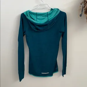 Nike Top thumbnail 2