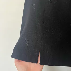 Vintage Dress Barn Black Linen Embroidered Sleeveless Blouse thumbnail 3