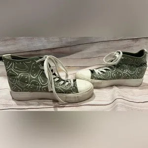 The Smiley® company High-Top green Sneaker size 8 American Eagle. thumbnail 8