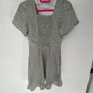 Abercrombie & Fitch Polka Dot Chiffon Ruffle Sleeve Dress thumbnail 9