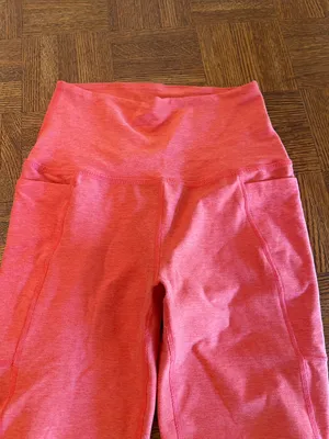 Beyond Yoga Coral orange Pink High-Rise Leggings with Side Pockets thumbnail 2