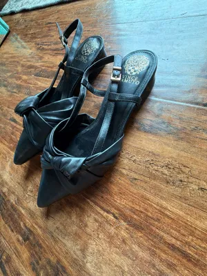 Vince Camuto Black Leather Pointed Toe Slingback Heels Size 10M thumbnail 3