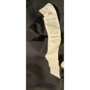 Lululemon License to Train Pants Womens 4 Black High Rise Technical Joggers thumbnail 5
