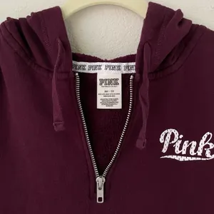 Hoodie/Sweater thumbnail 3