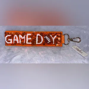 Vigla NWT Orange/White Game Day Football Seed Bead Sequin Keychain Wristlet thumbnail 2