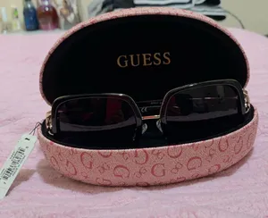 Guess Sunglasses thumbnail 1