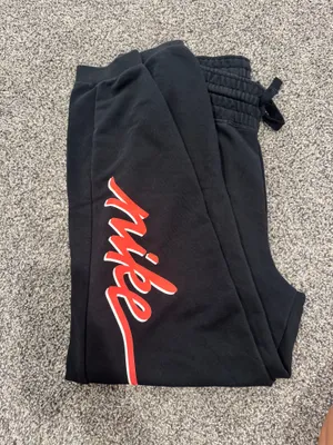 Nike Sweatpants thumbnail 2