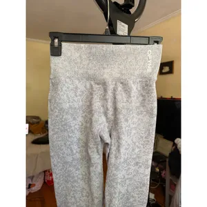 DFYNE‎ High Waisted Ribbed Leggings Gray Abstract Print Cheetah Like Size Small thumbnail 3