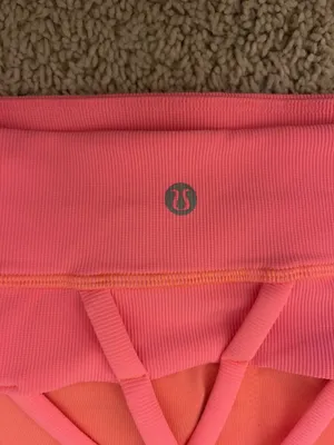 Lululemon bra thumbnail 3