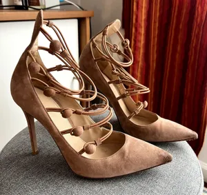 gianvito rossi marquis suede pumps straps size 38.5 38 1/2 dust pink thumbnail 1