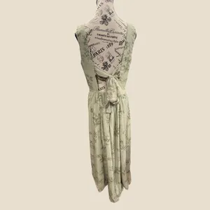 AW Bridal Penoy Pistachio Green Floral Maxi Dress US 8 V-Neck Chiffon Tie-Back thumbnail 4