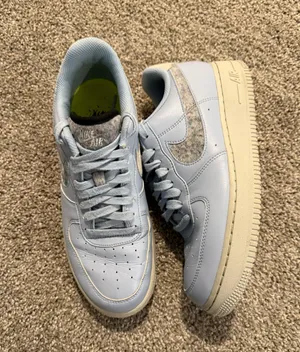Women’s Nike Air Force 1 baby blue thumbnail 1