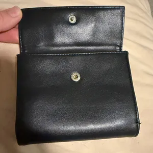 Vintage 1990’s Genuine Leather minimalist Esprit Wallet thumbnail 2