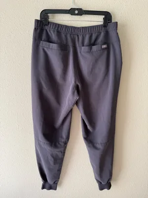 FIGS Tansen jogger scrub pants men’s thumbnail 2