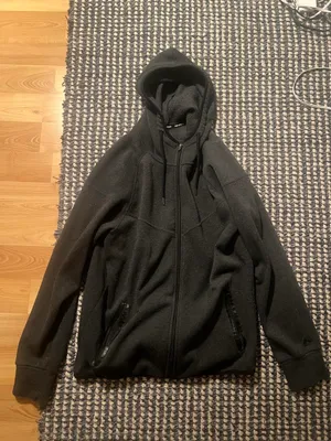 RBX Active Xtrain black hoodie #workout #athletic I think it's a size large but it fits like a medium thumbnail 1