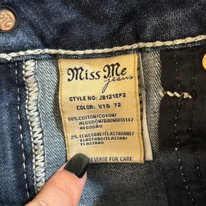 Miss Me Women's Distressed Embellished Denim Shorts Blue Size 26 thumbnail 10