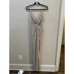Aiden Maddox V Neck Lured Knit Gown Sparkle Metallic Size 0 Adrianna Papell thumbnail 3