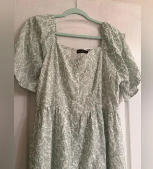 Mikarose ‘The Drew’ Maxi Small Floral Maxi Dress - size XL thumbnail 4