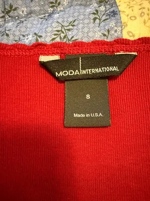 Moda International burgundy Red V-Neck Button Cardigan thumbnail 5