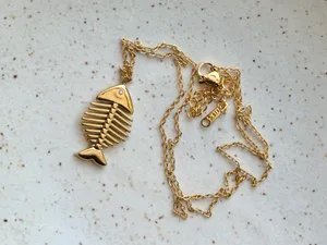 Handmade gold tone stainless steel fish necklace 🐟🌀 thumbnail 4