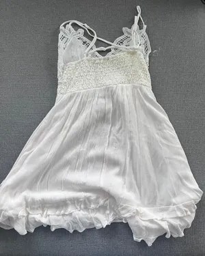 Dress thumbnail 2