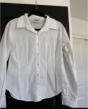 Boutique White button down top thumbnail 2